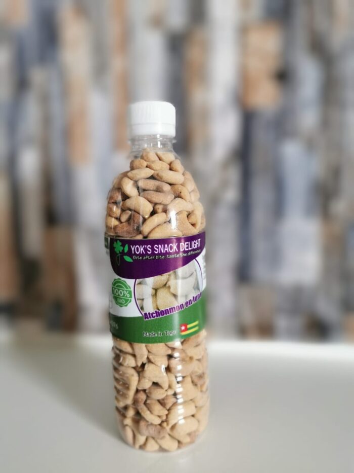 Atchomon en Lune – Moon-Shaped Wheat Snack